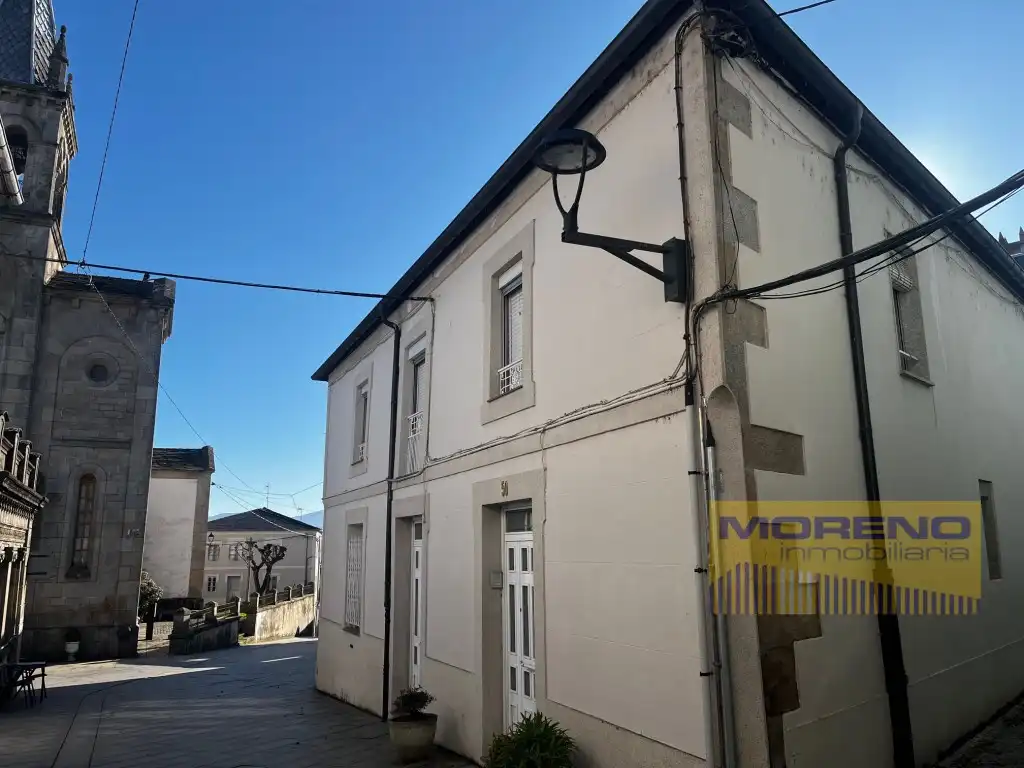 Vista exterior de Casa o xalet en venda en Sarria, Lugo