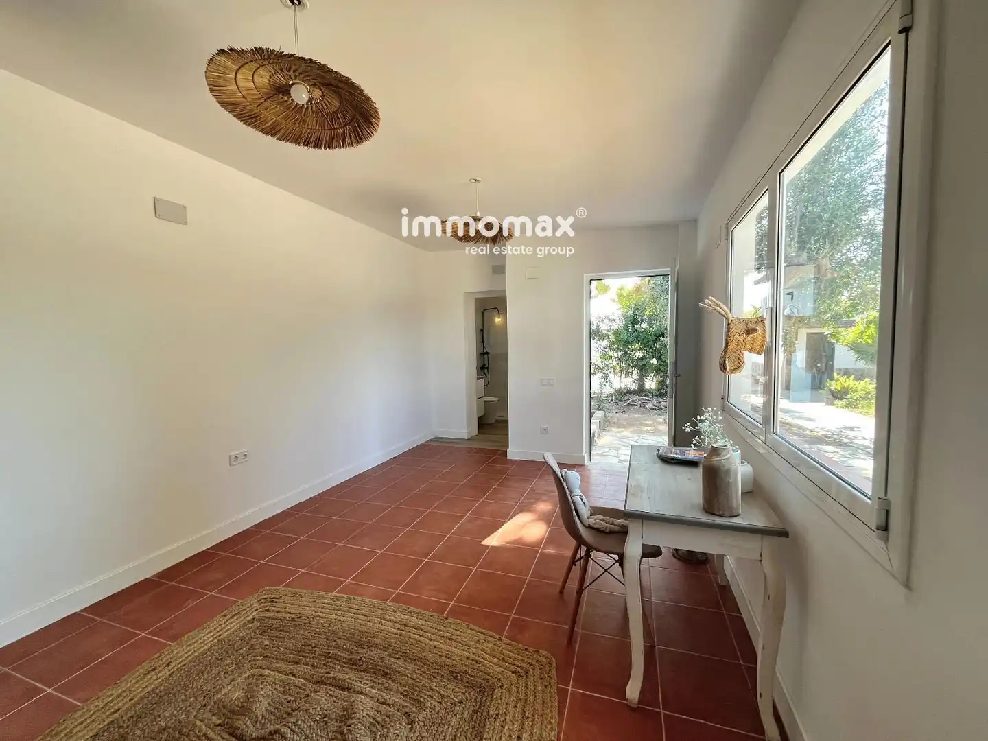 Exterior view of Houses for sale in Vilanova i la Geltrú  with Terrace and Storage room