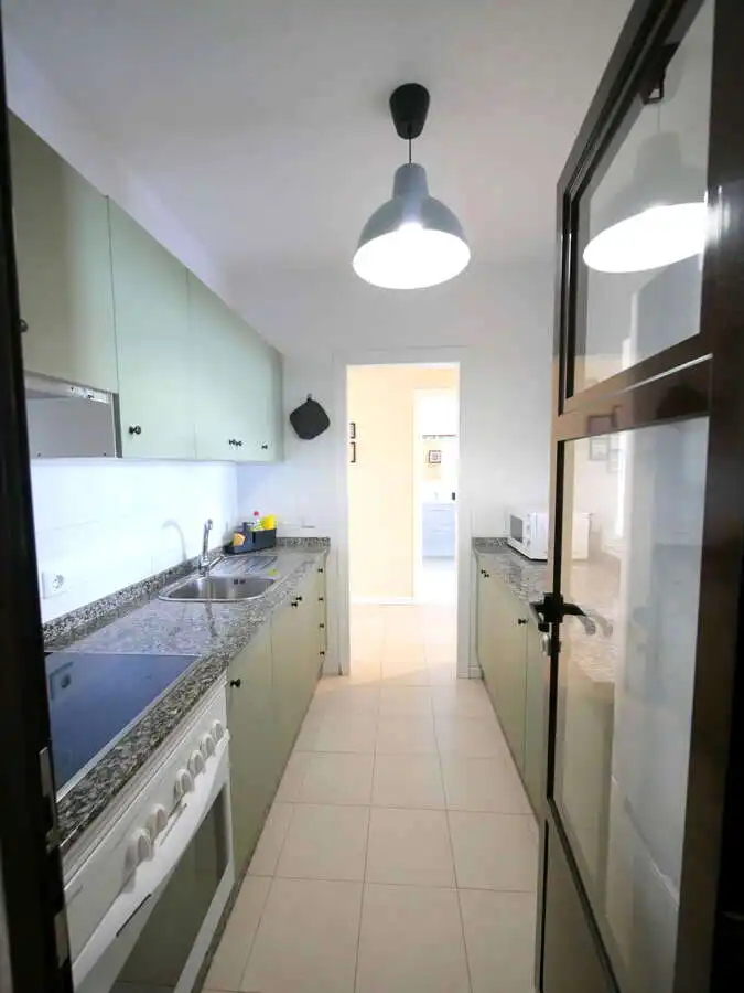 Cuina de Apartament en venda en Teguise amb Terrassa, Moblat i Piscina comunitària