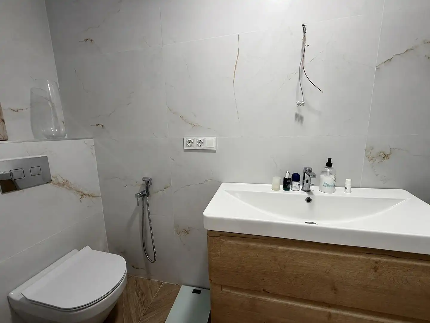 Badezimmer von Wohnung zur Miete in San Fernando mit Klimaanlage