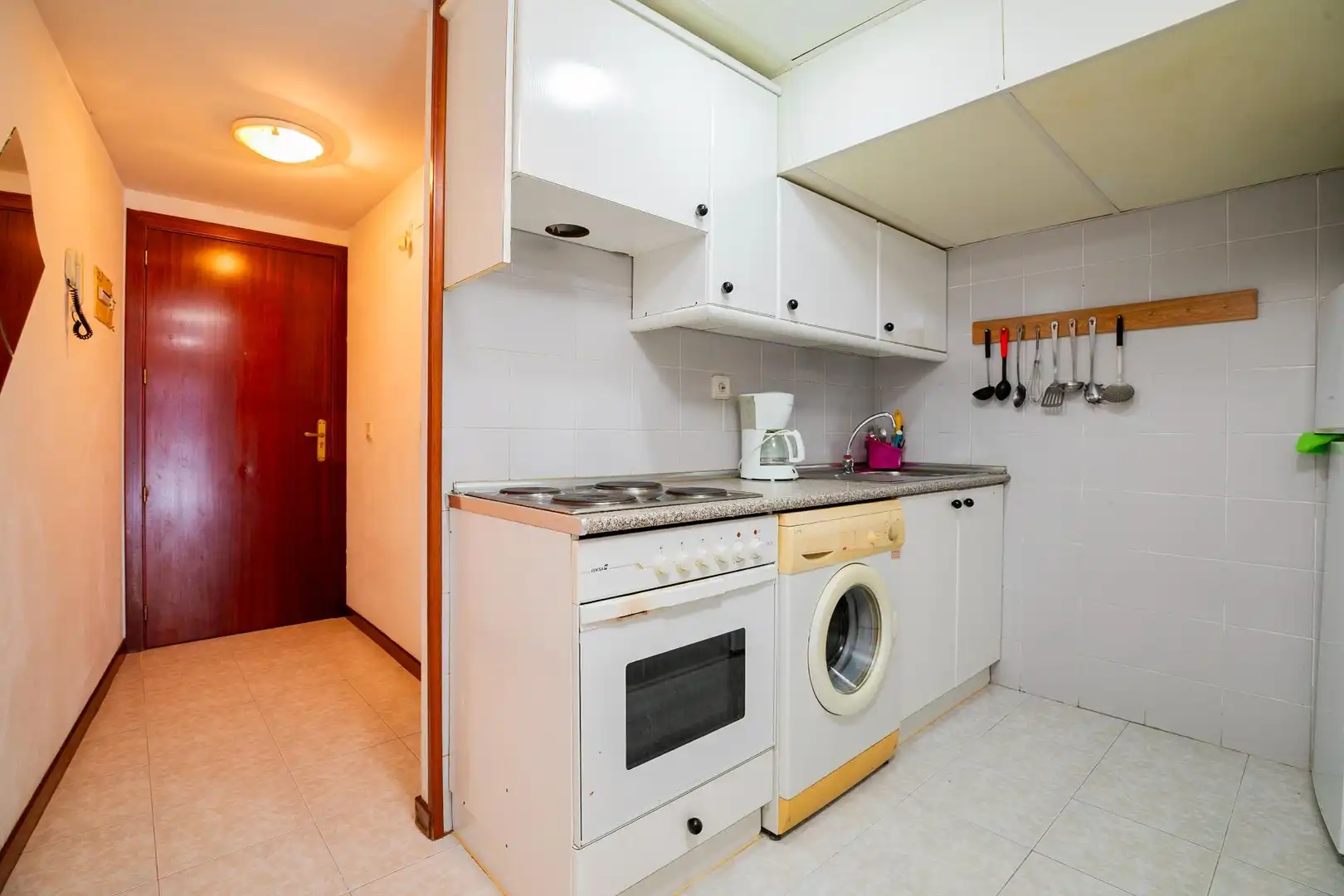 Kitchen of Study for sale in Jaca  with Heating and Balcony