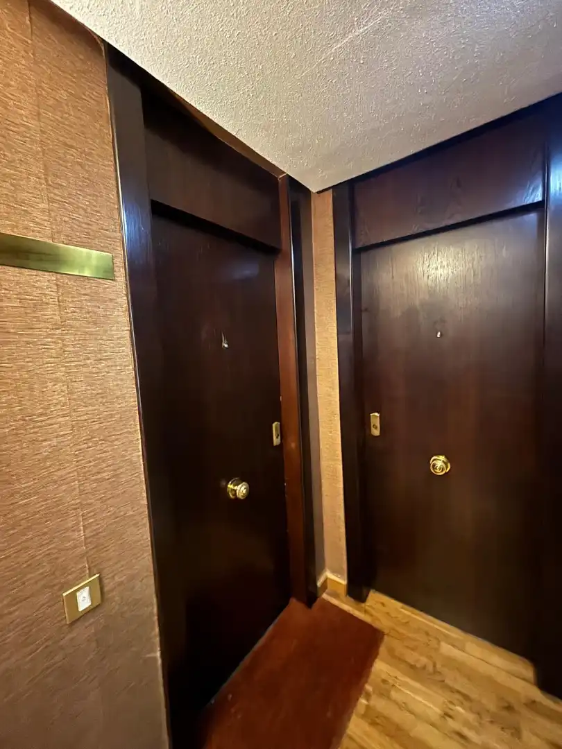 Piso en venta en Oviedo  con Calefacción, Parquet y Trastero