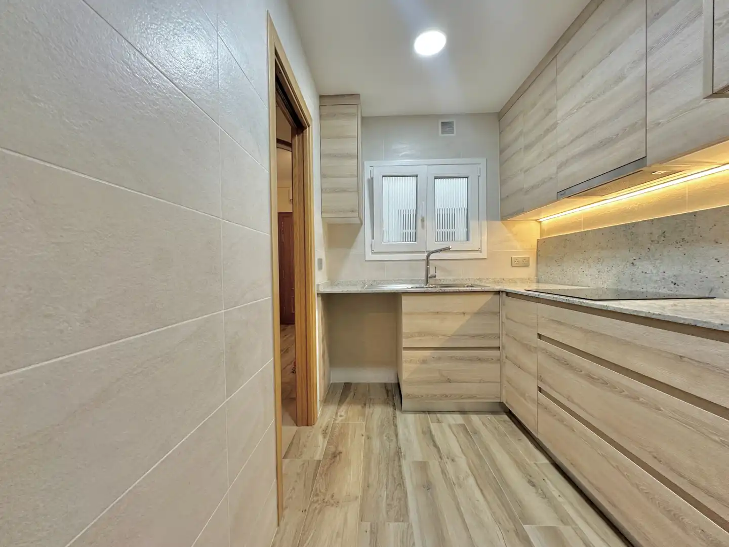 Cocina de Ático en venta en Barcelona con Aire acondicionado, Calefacción y Terraza