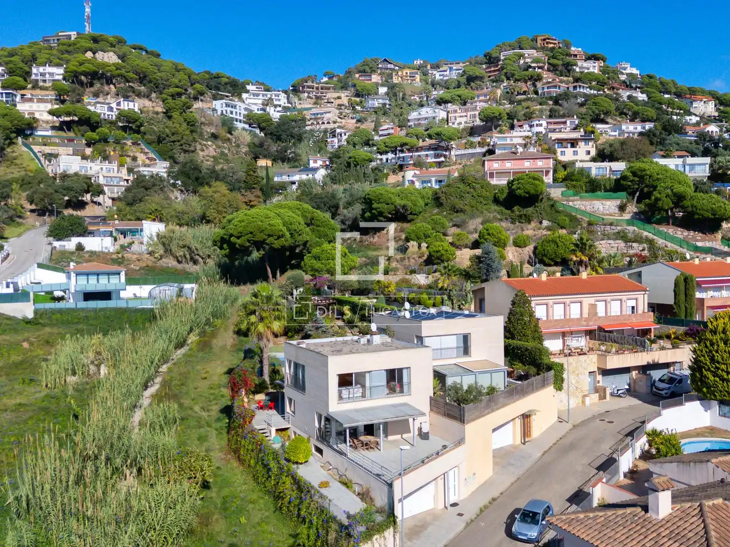 Vista exterior de Casa o xalet en venda en Lloret de Mar amb Aire condicionat, Calefacció i Jardí privat