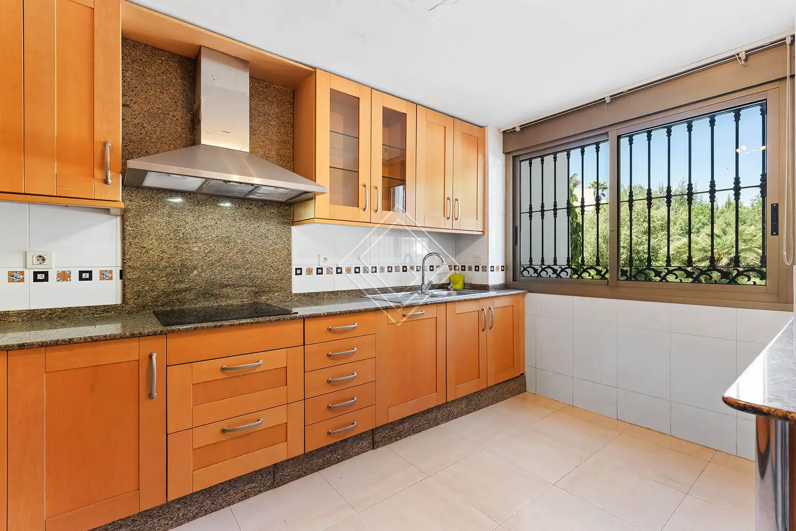Chalet con piscina en venta en Milla de Oro, imagen 5