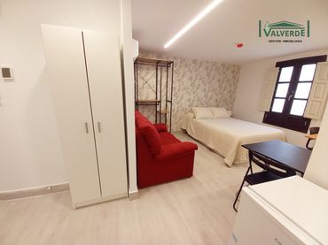 Loft con ascensore in affitto a Calle Pavaneras