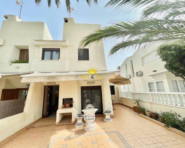 Casa-chalet en Alquiler en La Veleta