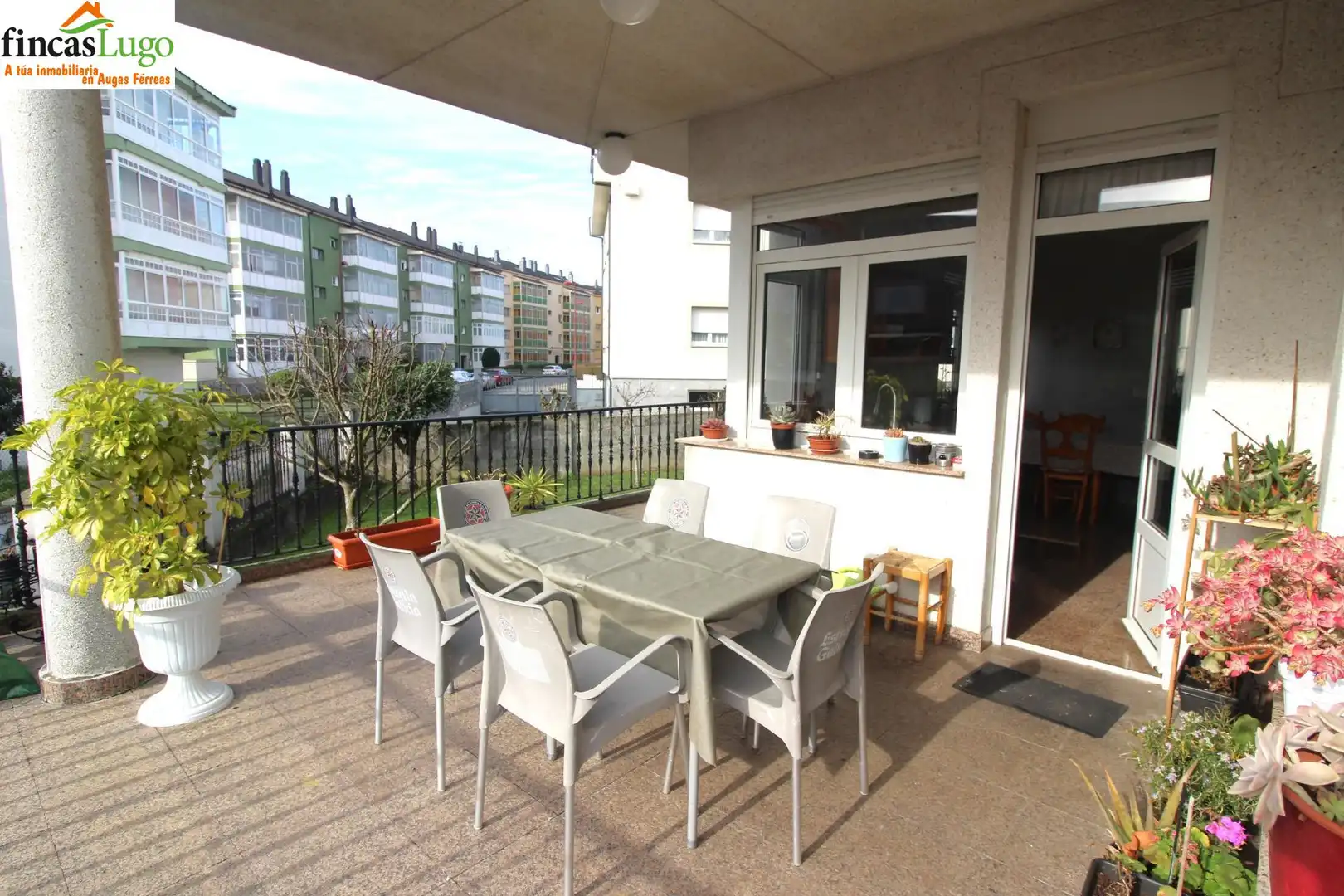 Terraza de Casa o chalet en venta en Lugo con Jardín privado, Terraza y Trastero