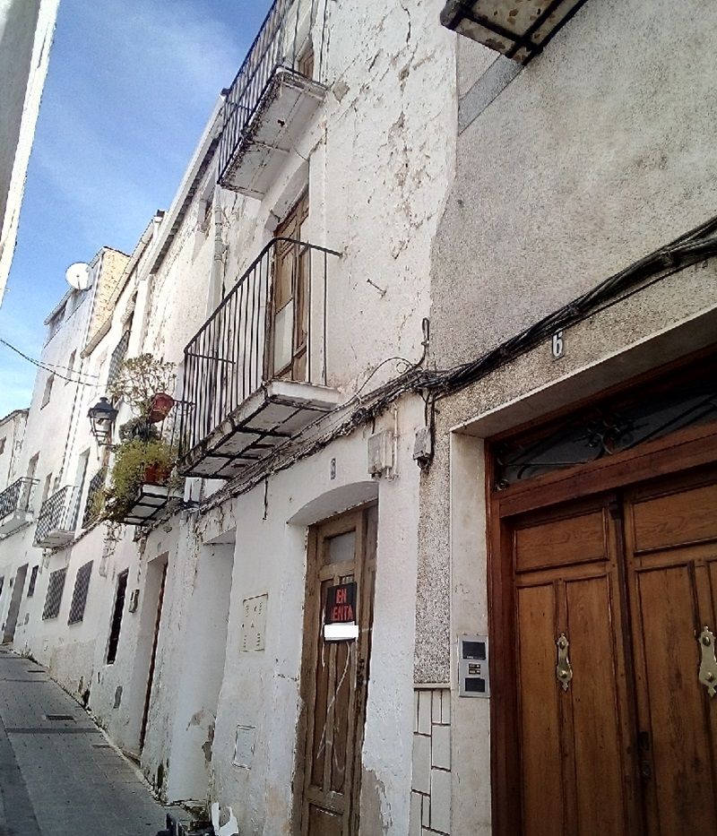 Vista exterior de Casa o xalet en venda en Beas de Segura amb Balcó