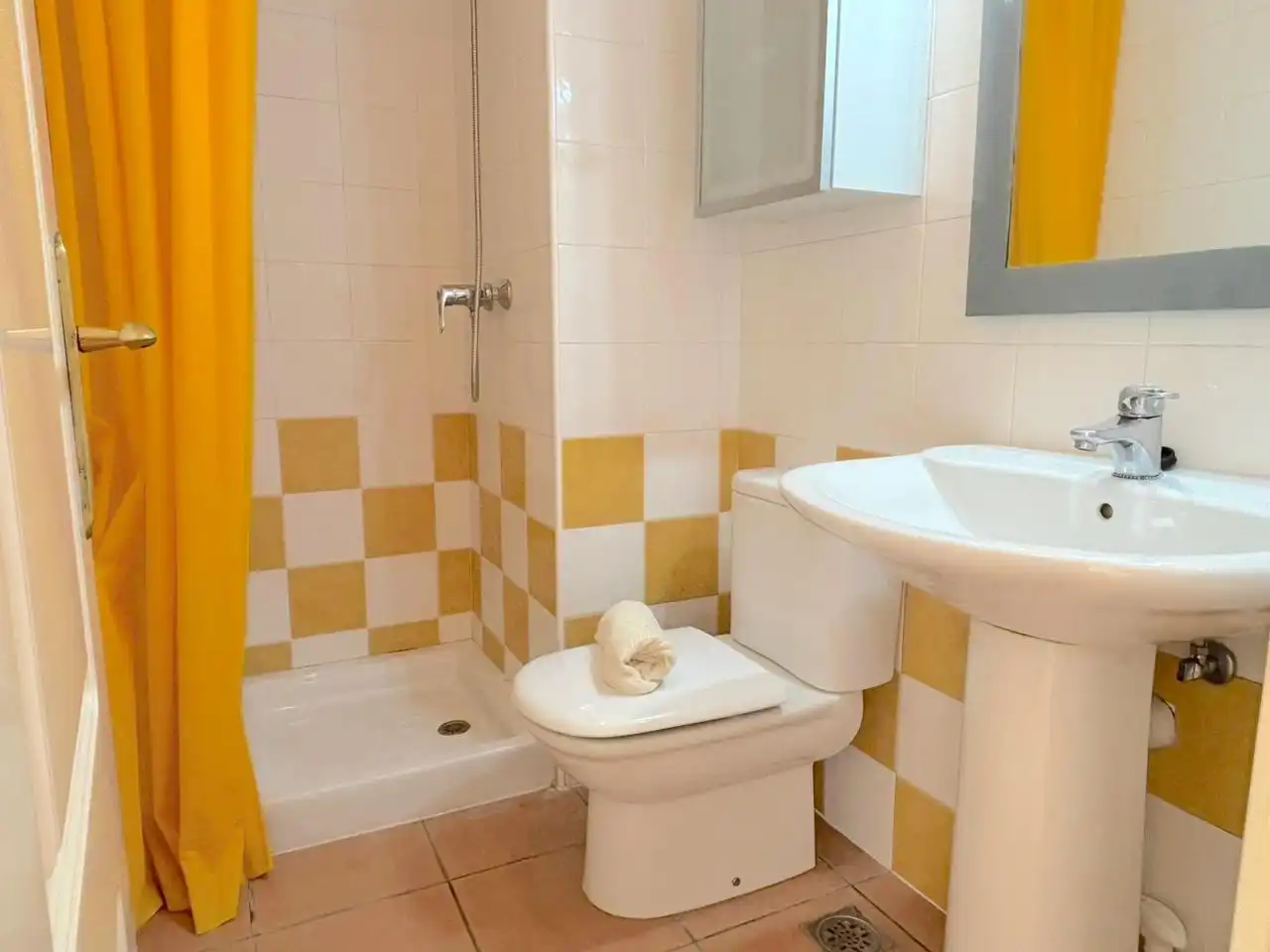 Bathroom of Duplexes for sale in Granadilla de Abona  with Furnished and Community pool