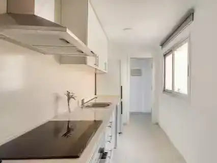 Cuina de Àtic de lloguer en Dénia amb Aire condicionat, Jardí privat i Parquet