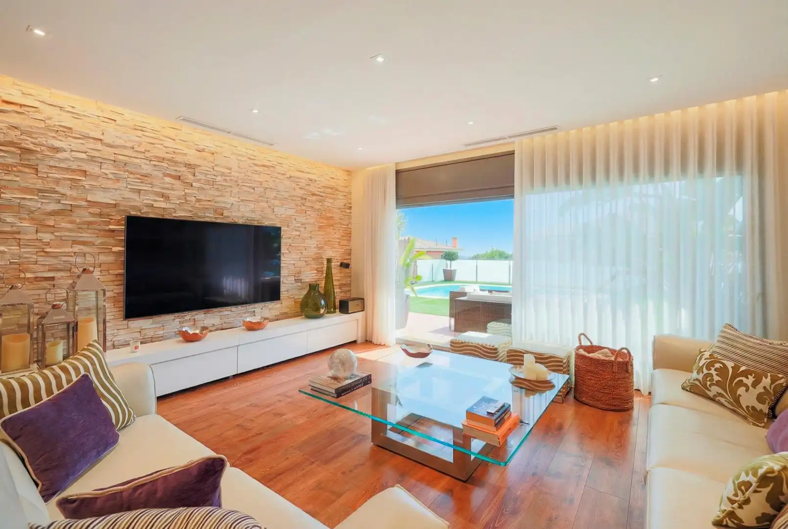 Sala de estar de Casa o chalet en venta en Vilassar de Dalt con Aire acondicionado, Calefacción y Jardín privado