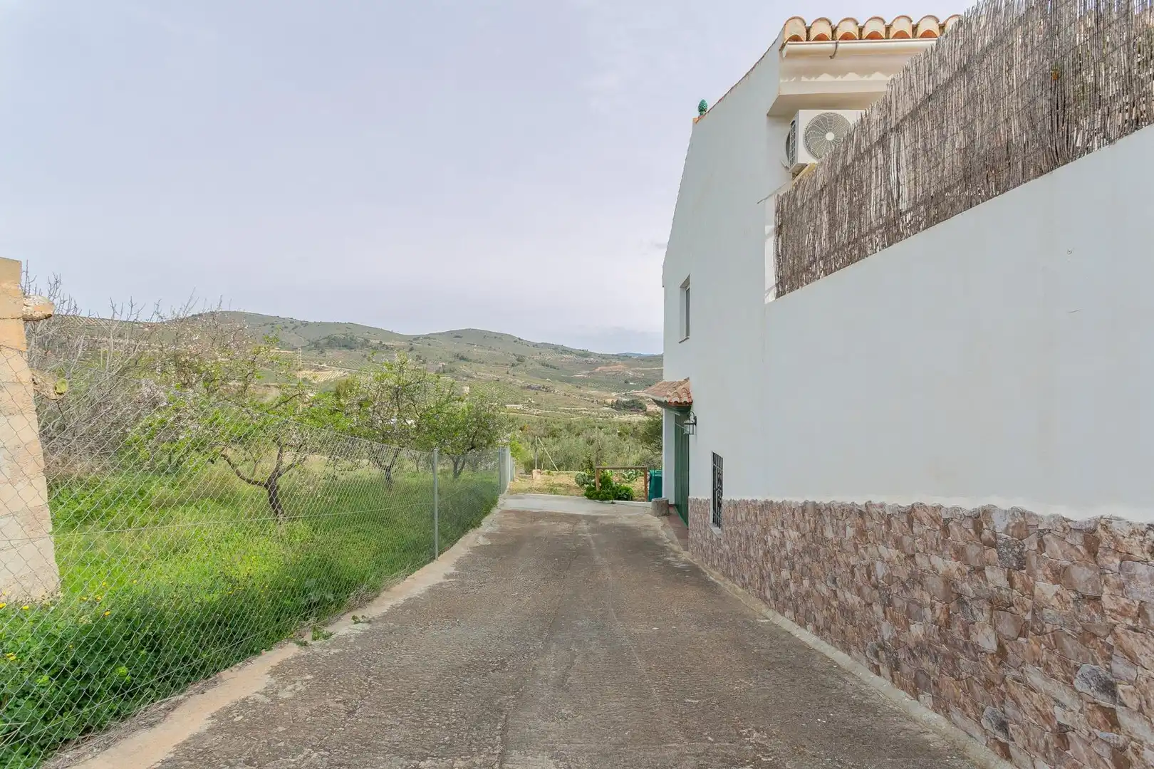 Vista exterior de Casa o chalet en venta en Albuñuelas con Aire acondicionado, Jardín privado y Terraza