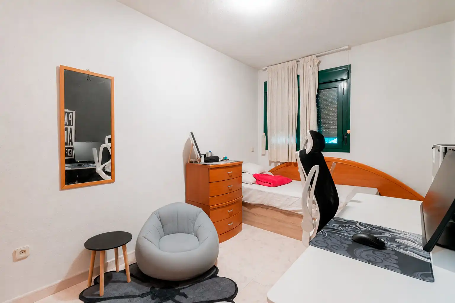 Schlafzimmer von Wohnung zum Verkauf in Pinto mit Heizung