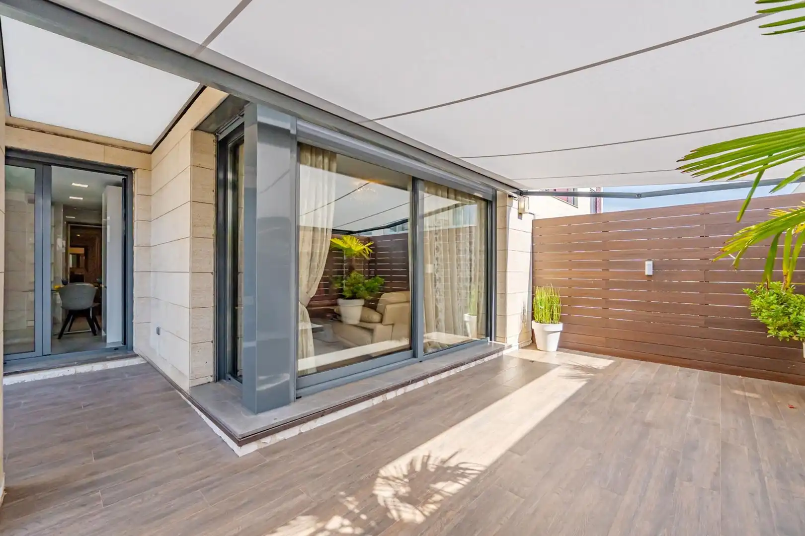 Terrace of Ground floor for rent in Madrid  with Air Conditioner, Heating and Terrace