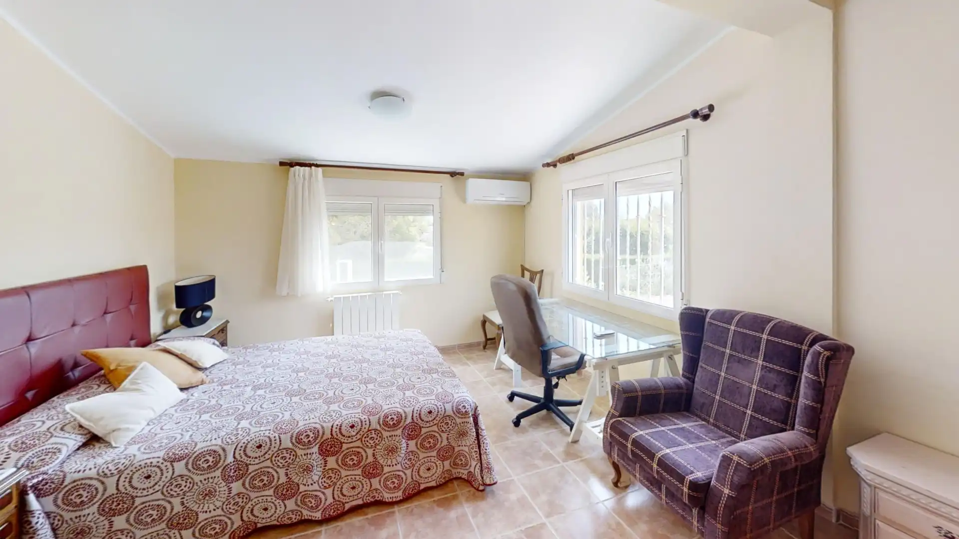 Habitación de Casa o chalet en venta en Vilamarxant con Aire acondicionado, Calefacción y Jardín privado