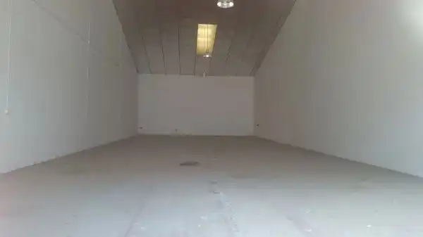 Fabrikhallen zum Verkauf in Sevilla