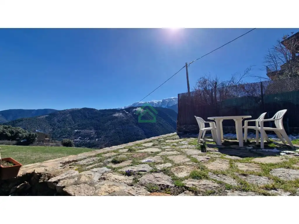 Vista exterior de Pis en venda en Alàs I Cerc