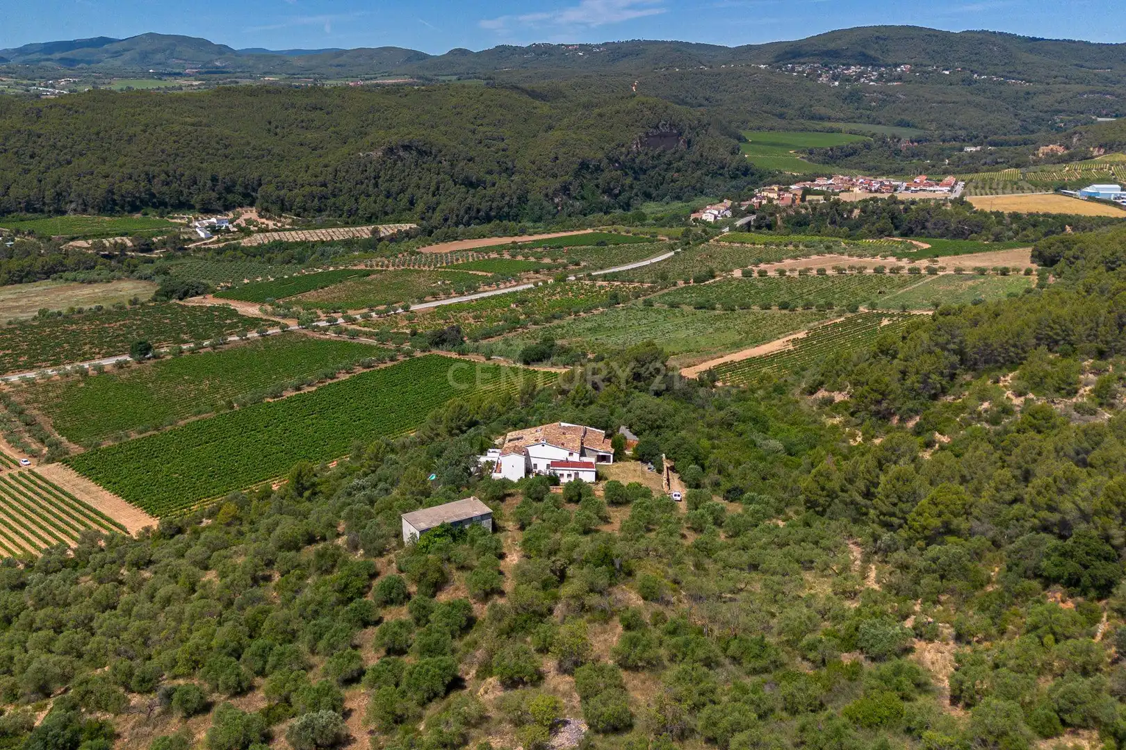 Country homes for sale in Piera  with Air Conditioner, Private garden and Storage room