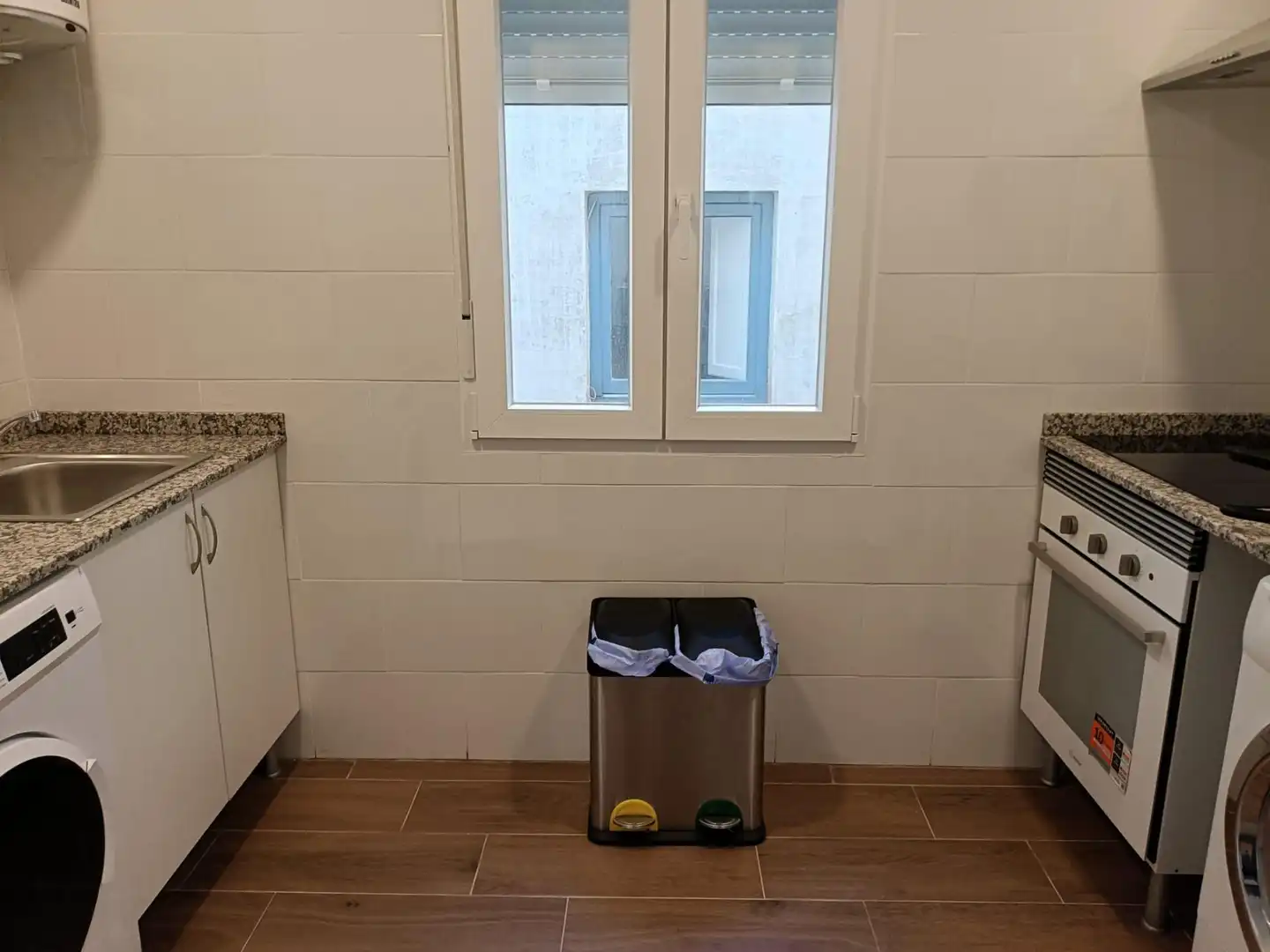 Kitchen of Flat for share in Teruel  with Air Conditioner, Heating and Furnished