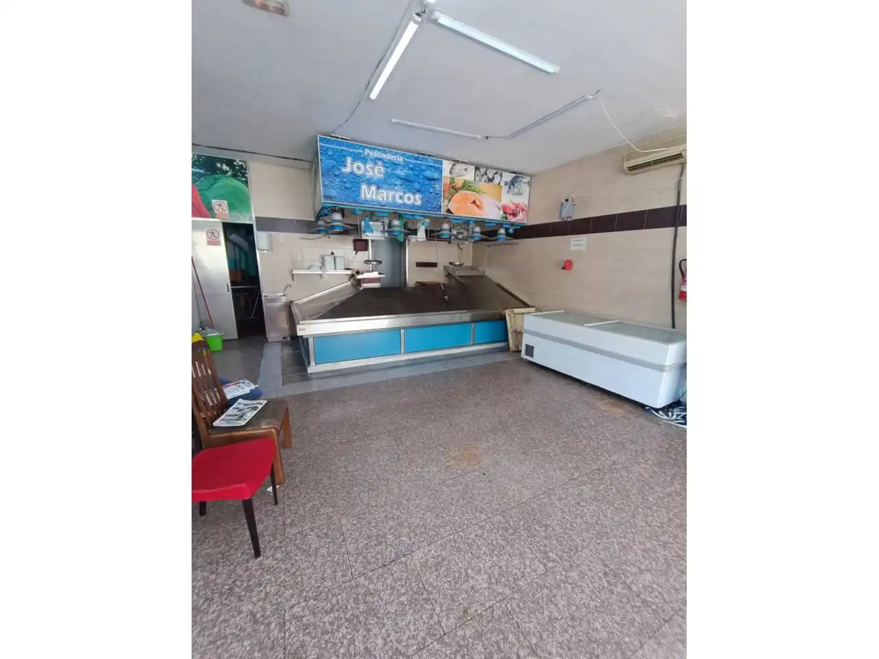 Local comercial en traspaso en El Arroyo - La Fuente