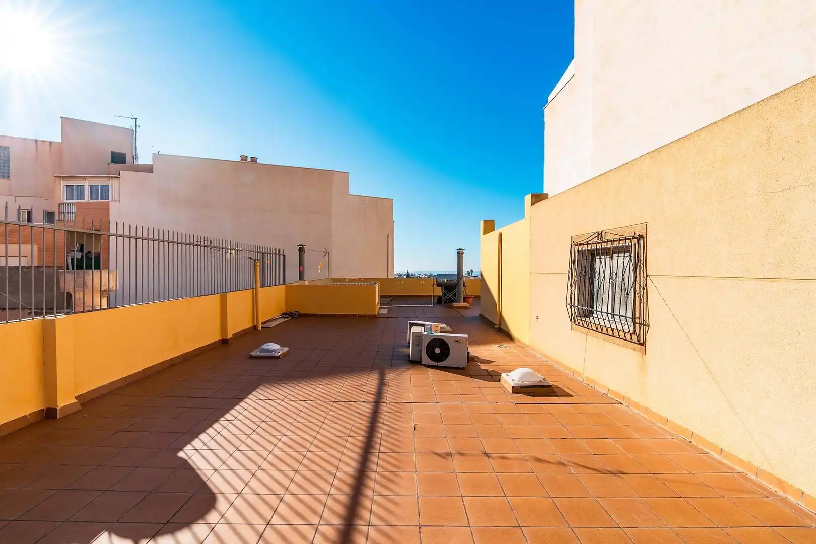 Terrassa de Edifici en venda en Roquetas de Mar