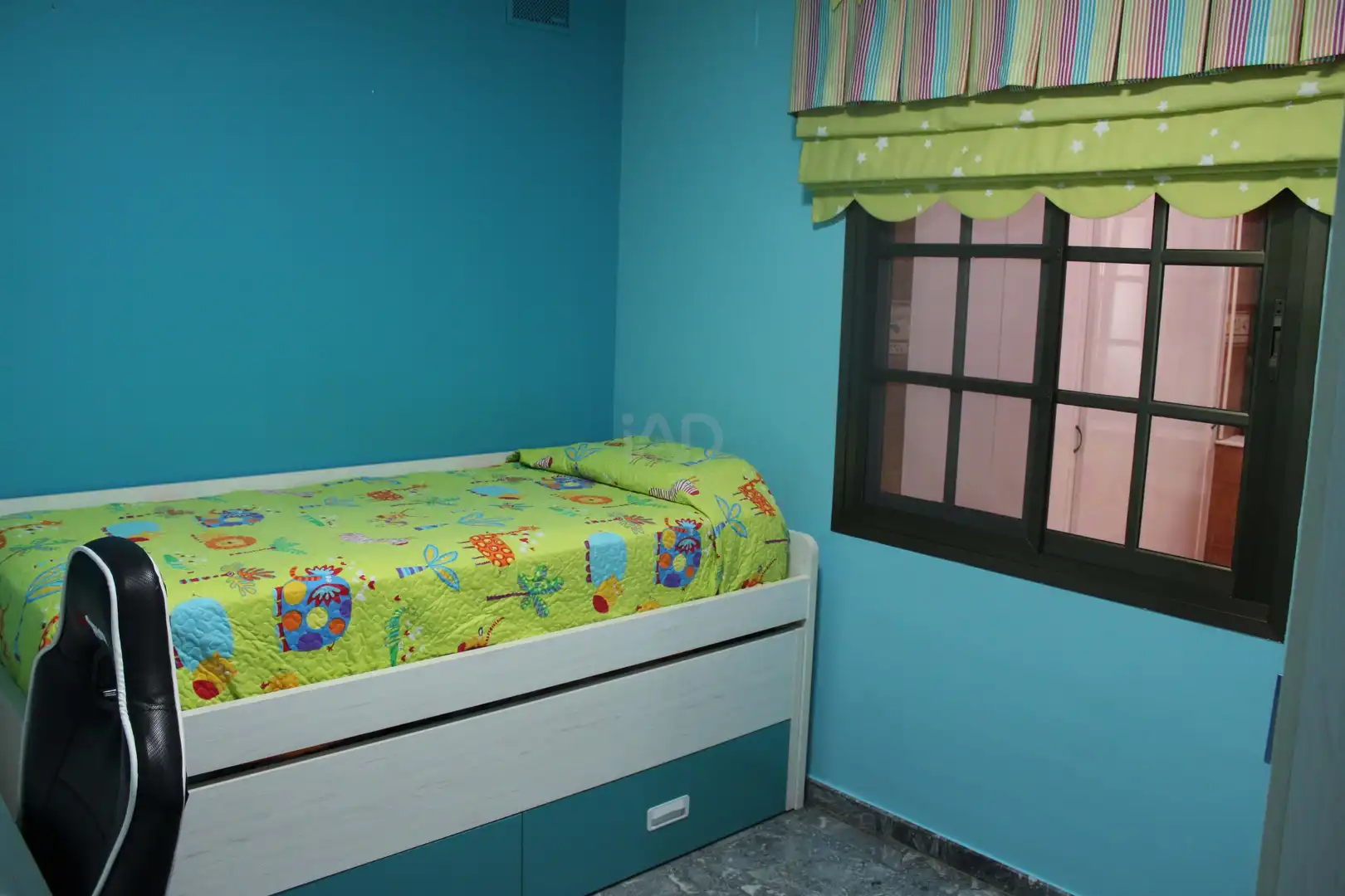 Dormitori de Casa o xalet en venda en Dos Hermanas amb Aire condicionat, Calefacció i Terrassa