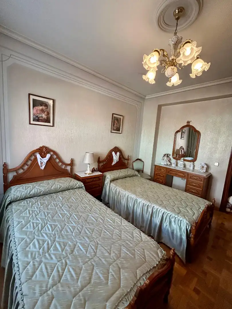 Habitación de Piso en venta en Segovia con Calefacción, Terraza y Trastero
