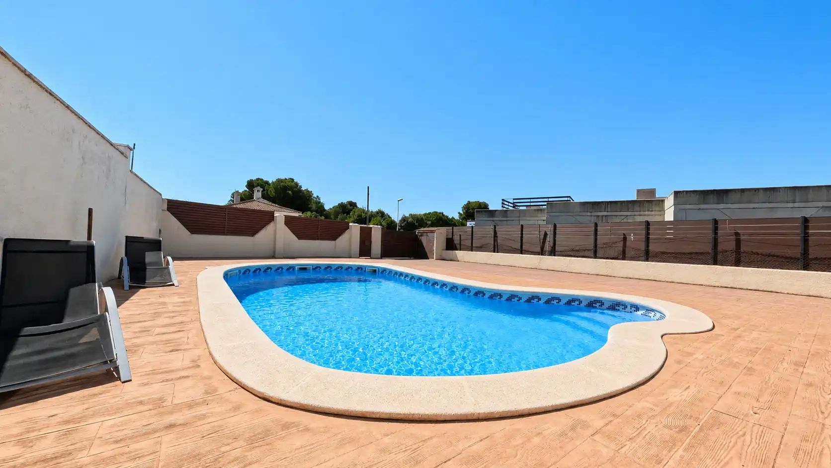 Piscina de Casa o chalet en venta en Cunit con Aire acondicionado, Calefacción y Jardín privado