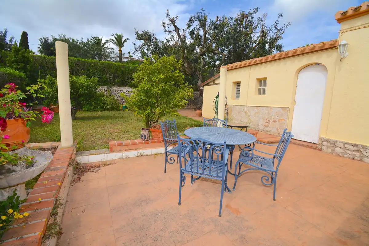 Terrasse von Haus oder Chalet zum Verkauf in Dénia mit Klimaanlage, Heizung und Privatgarten