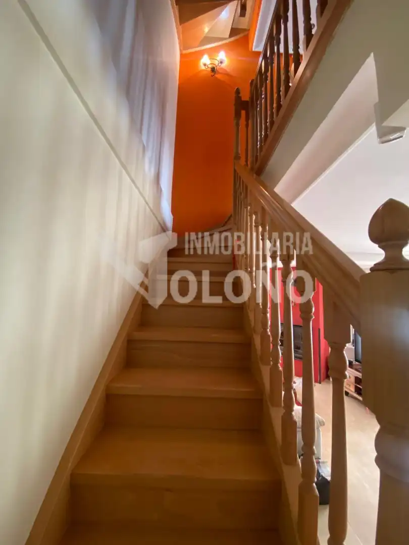 Casa adosada en venda en Leza amb Calefacció, Jardí privat i Parquet