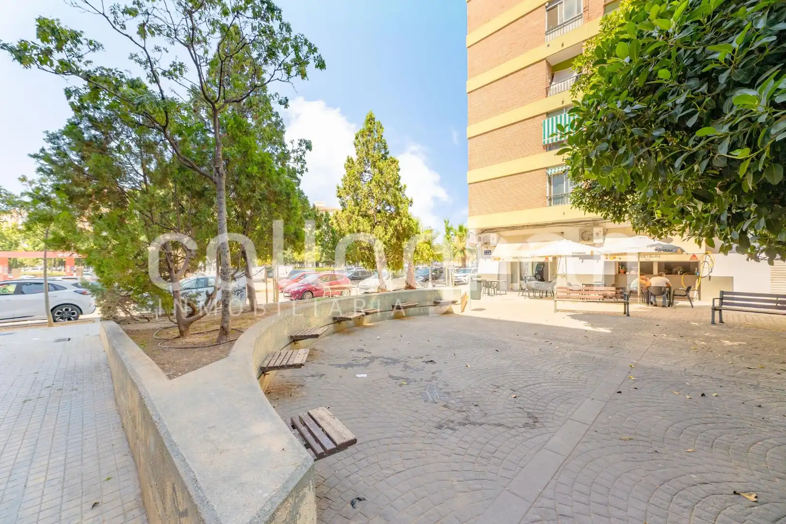 Aparcament de Local en venda en Valencia