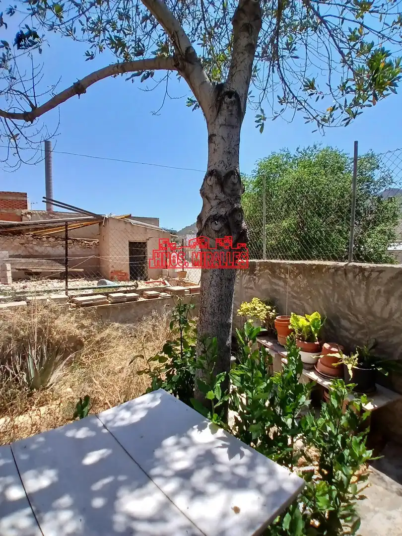 Außenansicht von Haus oder Chalet zum Verkauf in Algueña mit Privatgarten, Terrasse und Abstellraum