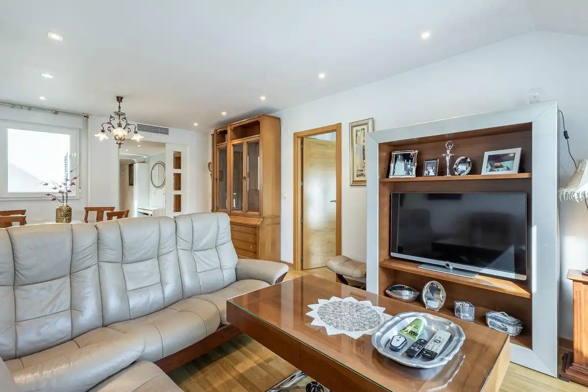 Penthouse with pool for sale in Ogíjares, imagen 7