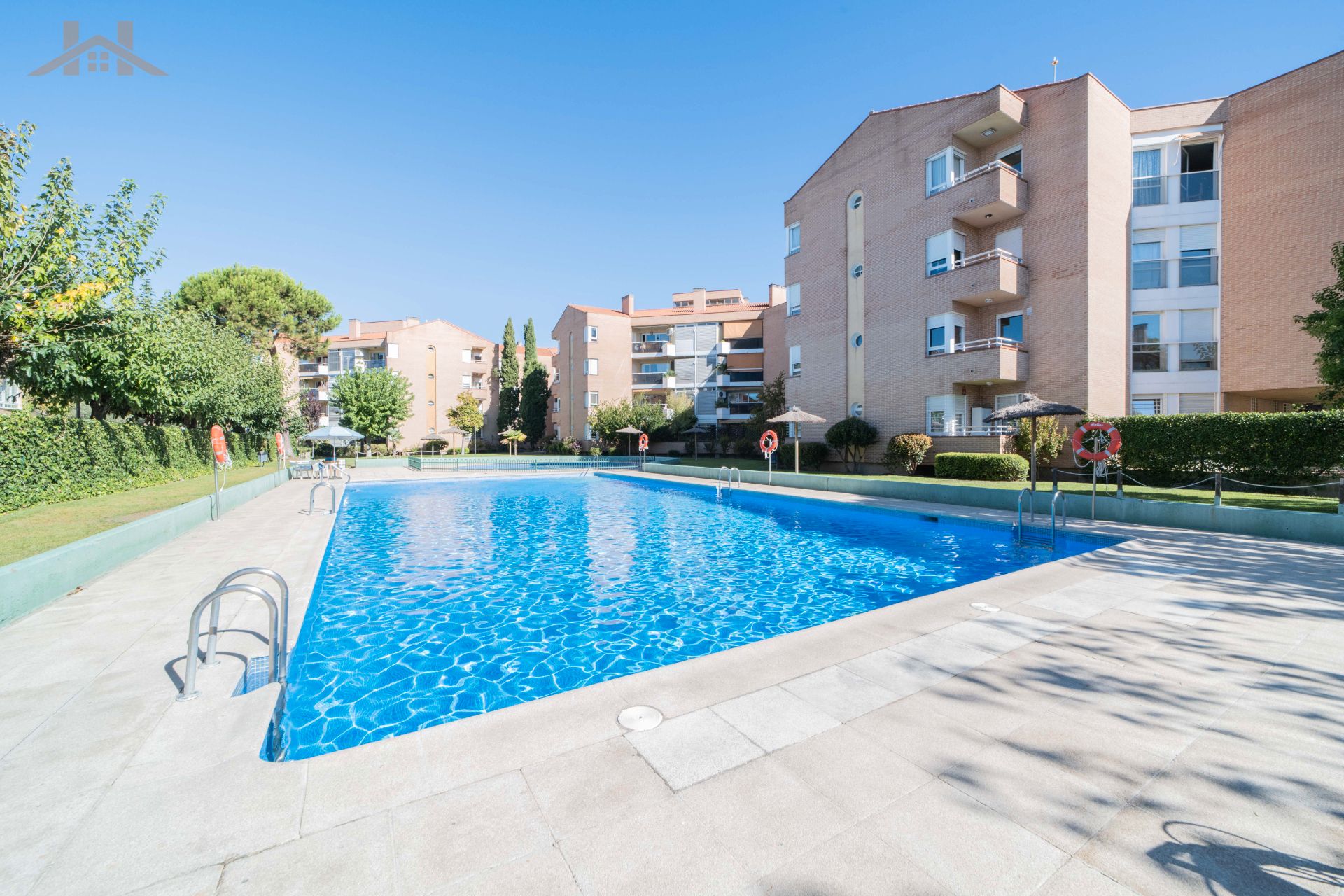 Piscina de Pis en venda en Pozuelo de Alarcón amb Aire condicionat, Calefacció i Terrassa