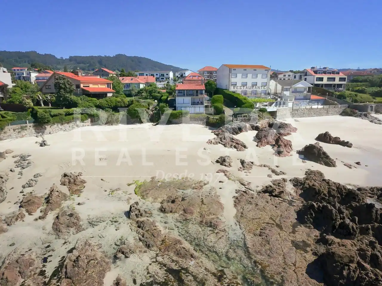 Vista exterior de Piso en venta en Sanxenxo con Calefacción y Terraza