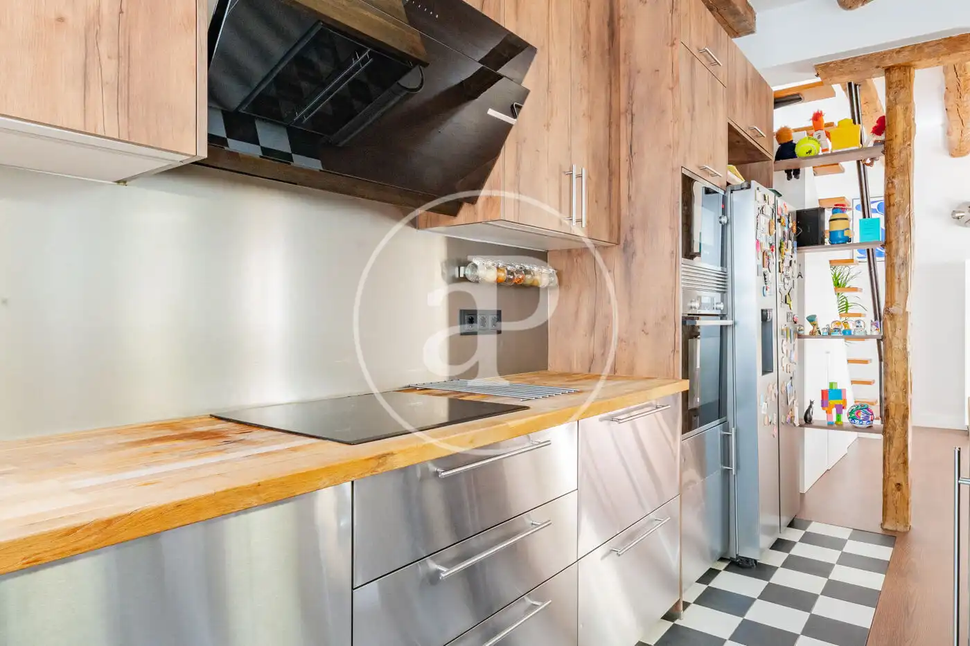 Cocina de Ático en venta en Madrid con Aire acondicionado y Terraza