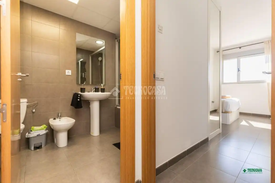 Baño de Piso en venta en Almería con Aire acondicionado y Trastero
