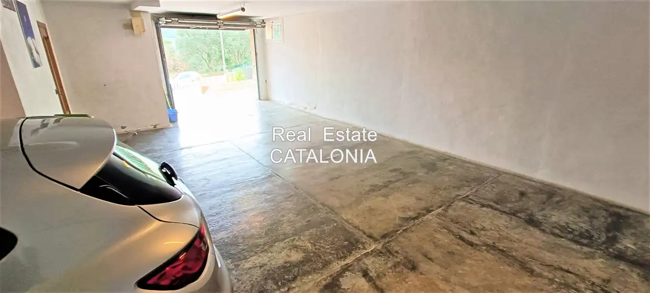 Vista exterior de Casa o xalet en venda en Lloret de Mar amb Calefacció, Jardí privat i Terrassa
