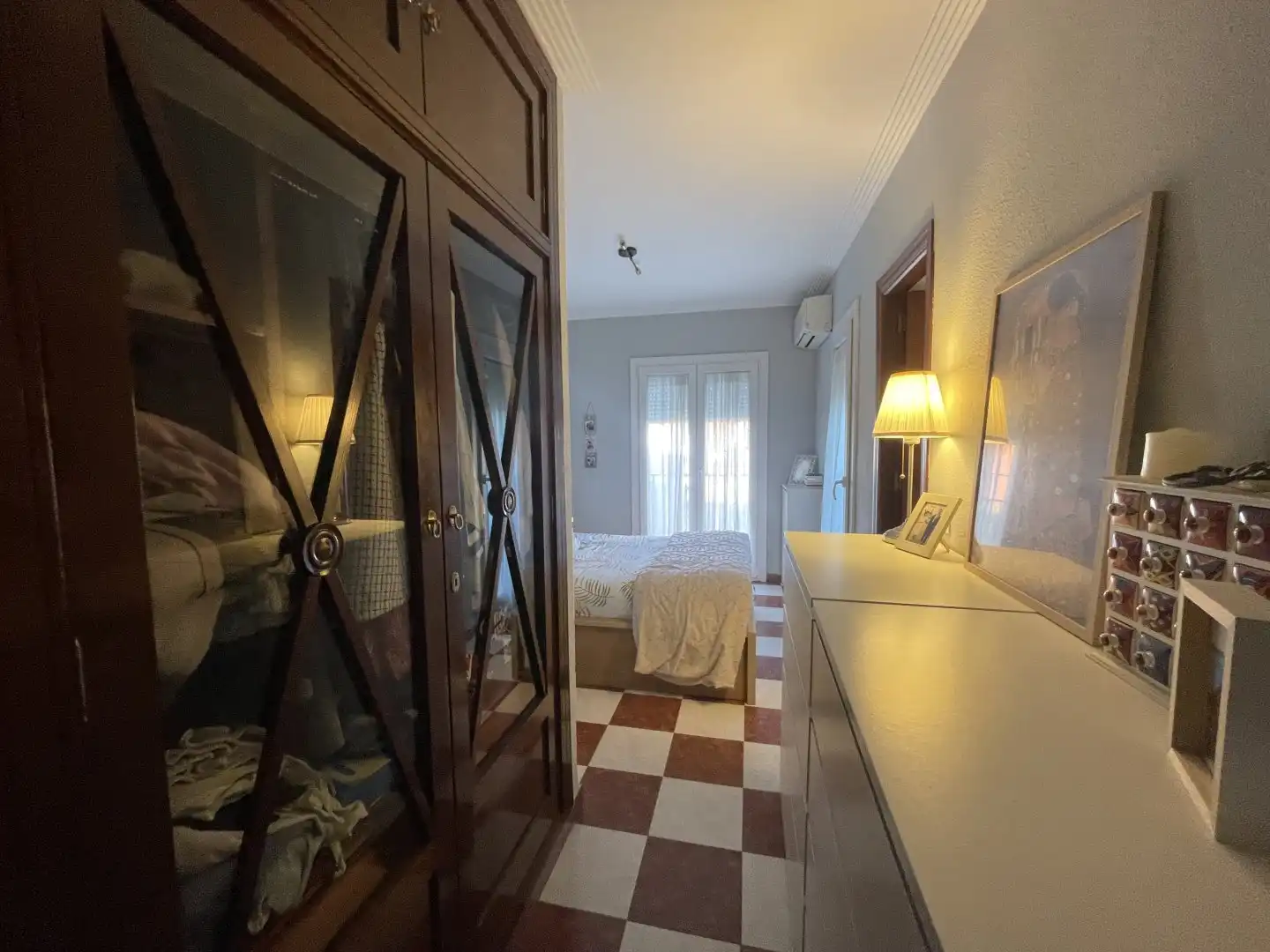 Schlafzimmer von Einfamilien-Reihenhaus zum Verkauf in Gines mit Klimaanlage, Heizung und Abstellraum