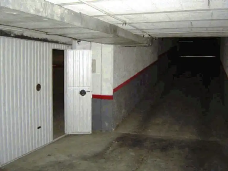 Parking of Commercial properties for sale in Moraleja