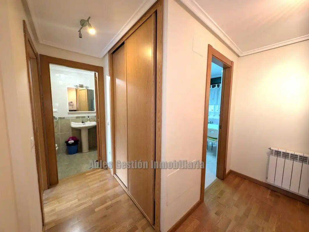 Habitación de Piso de alquiler en Siero con Calefacción, Parquet y Trastero