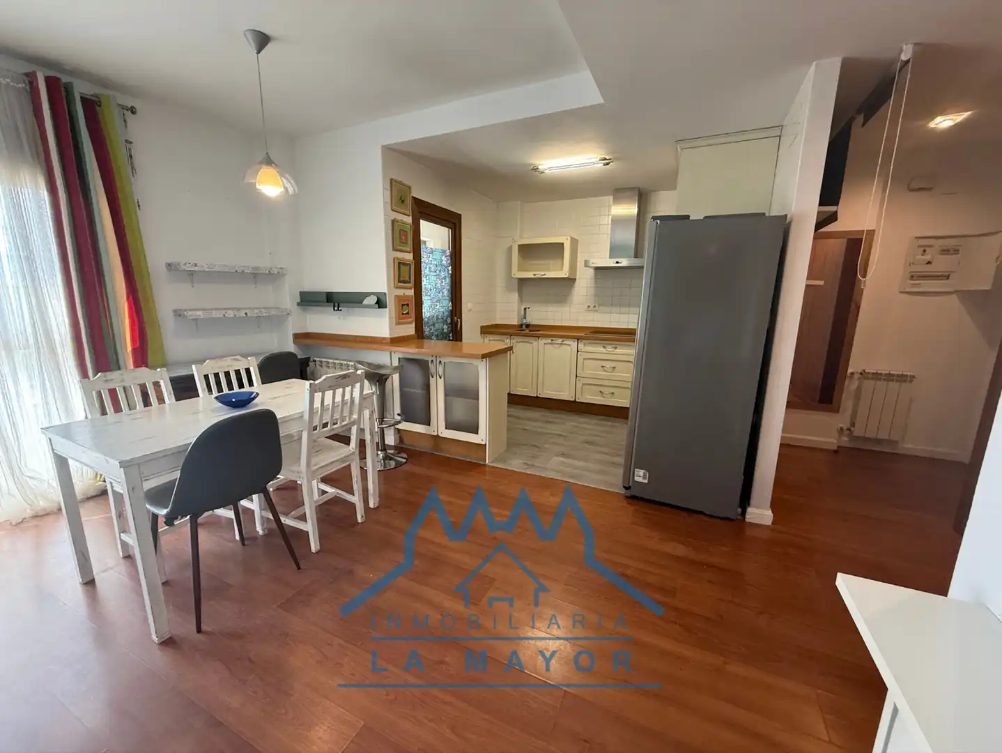 Cocina de Piso en venta en Ciudad Real con Parquet y Piscina comunitaria