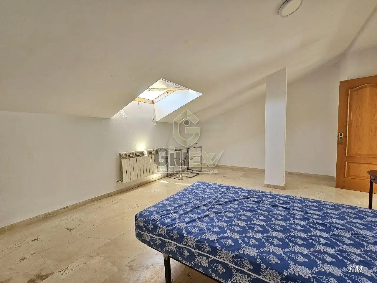 Habitación de Dúplex de alquiler en Cáceres con Aire acondicionado, Calefacción y Terraza