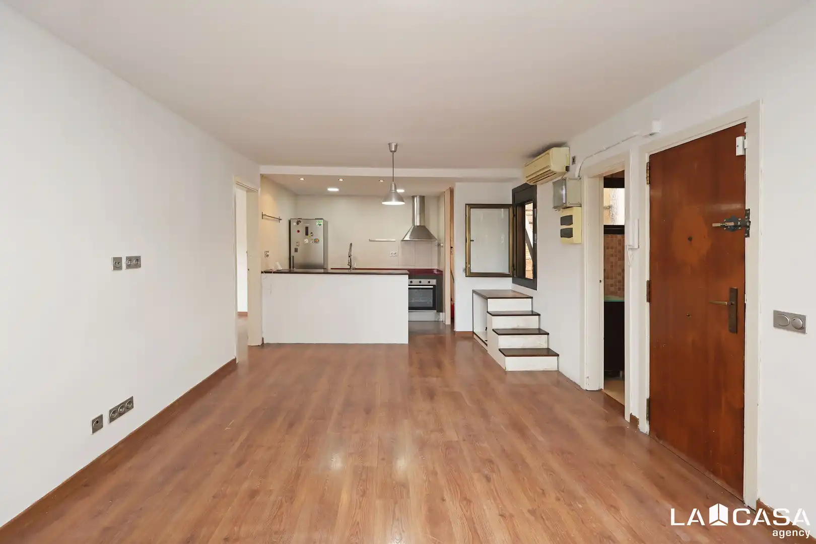 Ático en venta en L'Hospitalet de Llobregat con Balcón