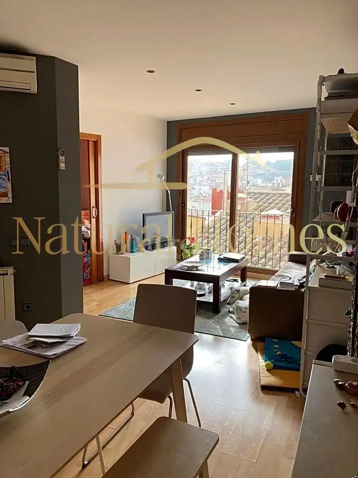 Sala d'estar de Pis en venda en Arenys de Mar amb Aire condicionat, Calefacció i Parquet