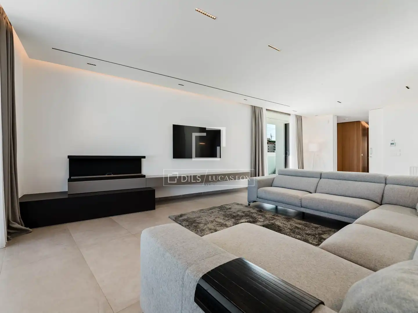 Sala de estar de Casa o chalet en venta en Náquera con Aire acondicionado, Calefacción y Jardín privado