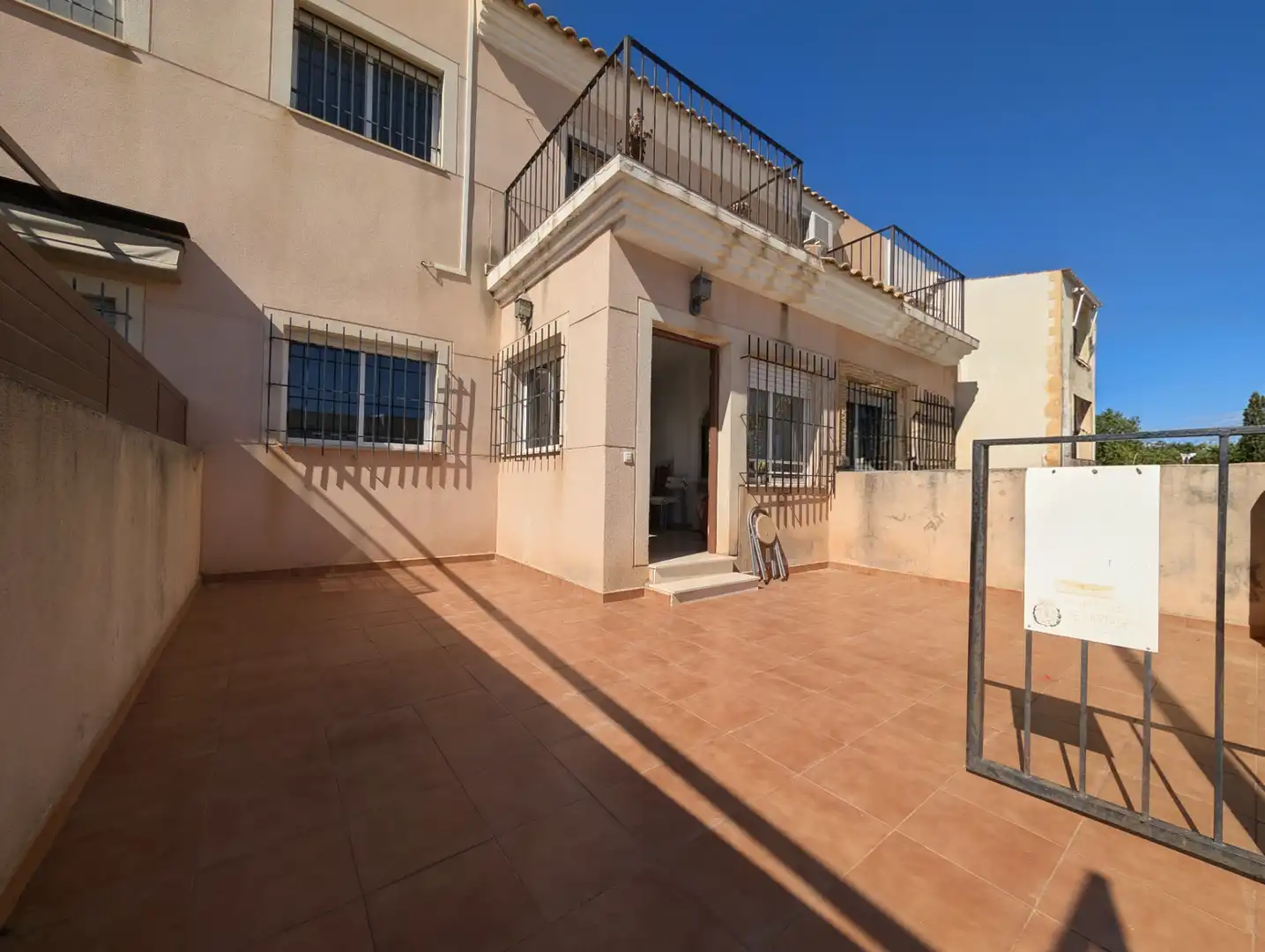 Vista exterior de Casa adosada en venta en Cartagena con Jardín privado, Terraza y Amueblado