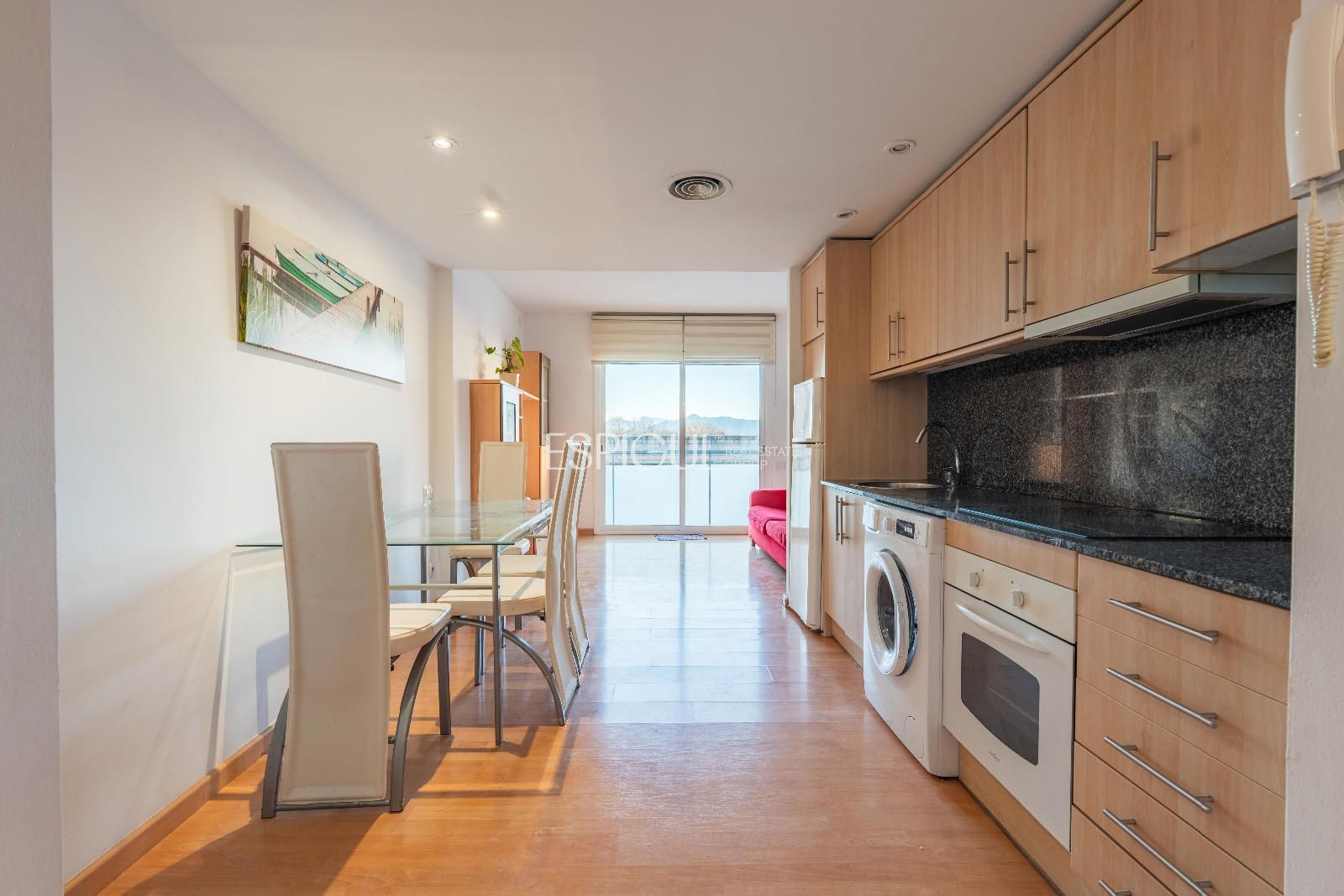 Kitchen of Flat for sale in Girona Capital  with Air Conditioner, Heating and Parquet flooring