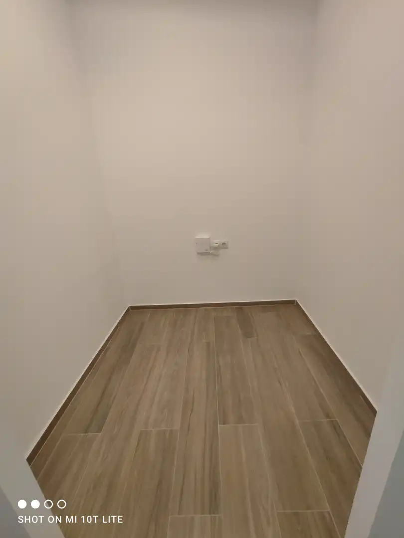 Einfamilien-Reihenhaus zum Verkauf in Elche / Elx mit Terrasse und Balkon